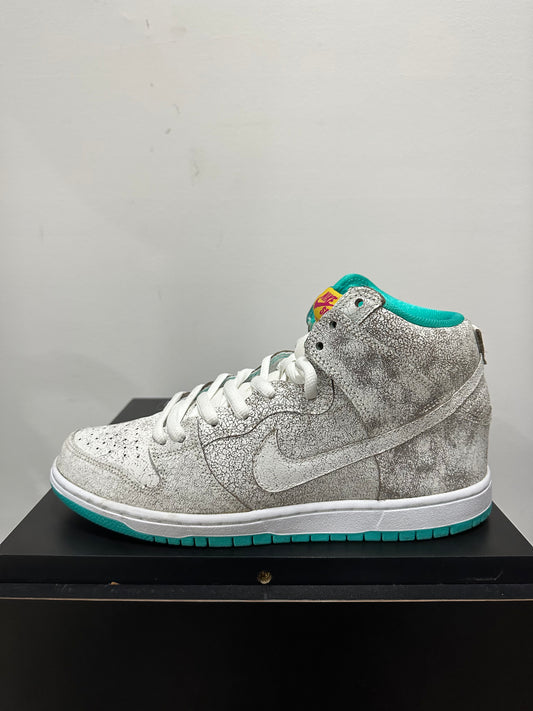 Nike Dunk High SB “Flamingo”