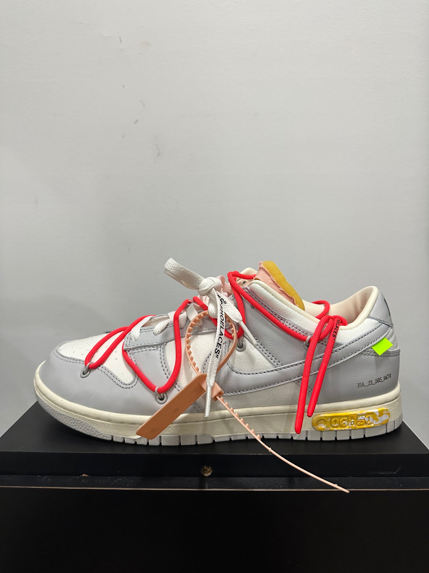 Nike Dunk x Off White “Lot 06”